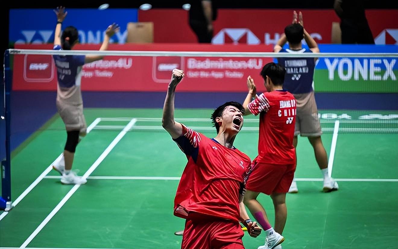 韩国队横扫马来西亚队，石宇奇统治全场