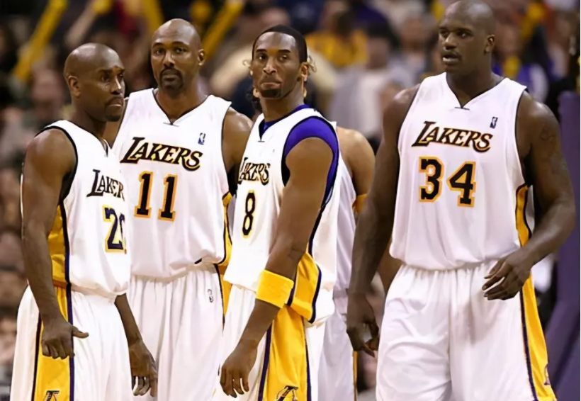 新疆队碾压吉林队，保罗带队取胜