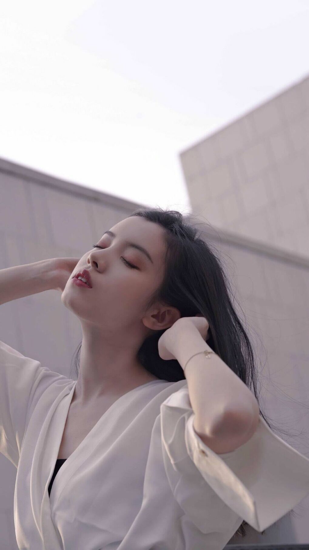 跨界巅峰对决,戈贝尔数据全面爆炸引领鹈鹕力克山西队