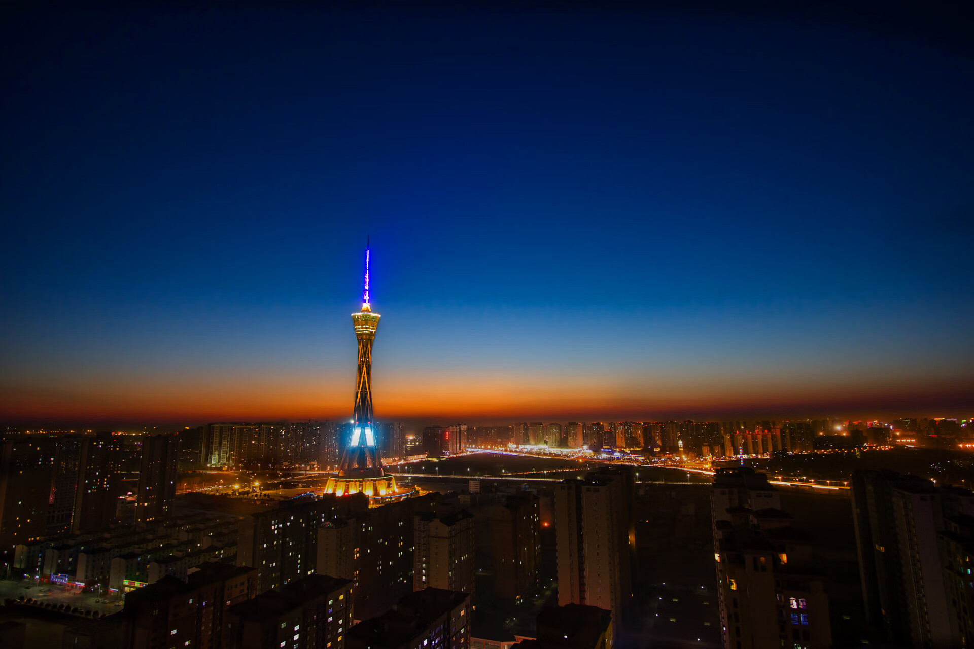 东西卡位战,独行侠以兵法三策智取奇才,诠释现代篮球战术唯一性