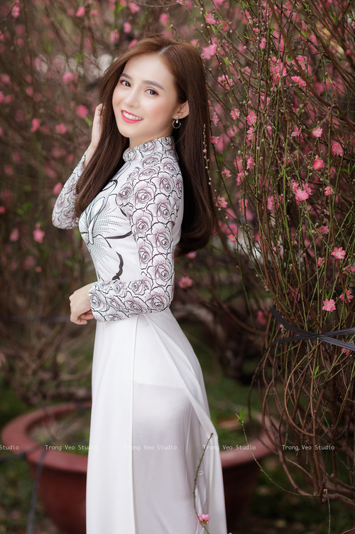 钢铁蓝黑加冕欧陆之巅，奥斯梅恩一剑封喉击沉塞维利亚