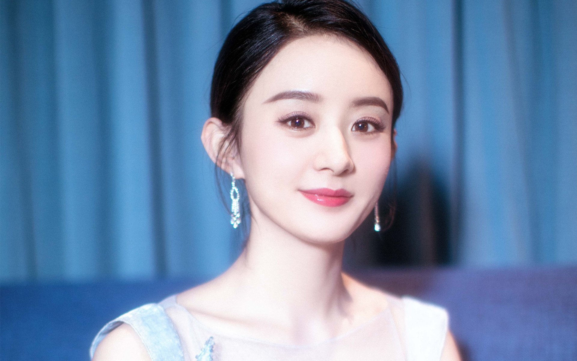 马赛的烈焰战车踏平佛罗伦萨,哈弗茨上演全能独角戏
